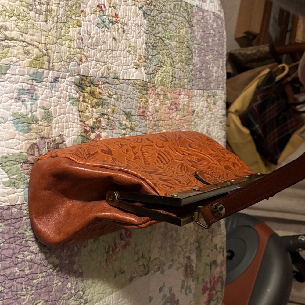 Vintage looking Patricia Nash handbag - Picture 4 of 5